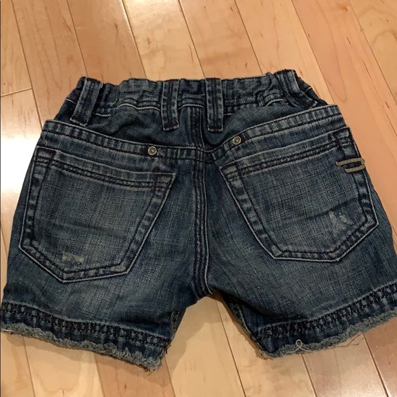 Diesel Jean shorts toddler girl - Picture 4 of 5